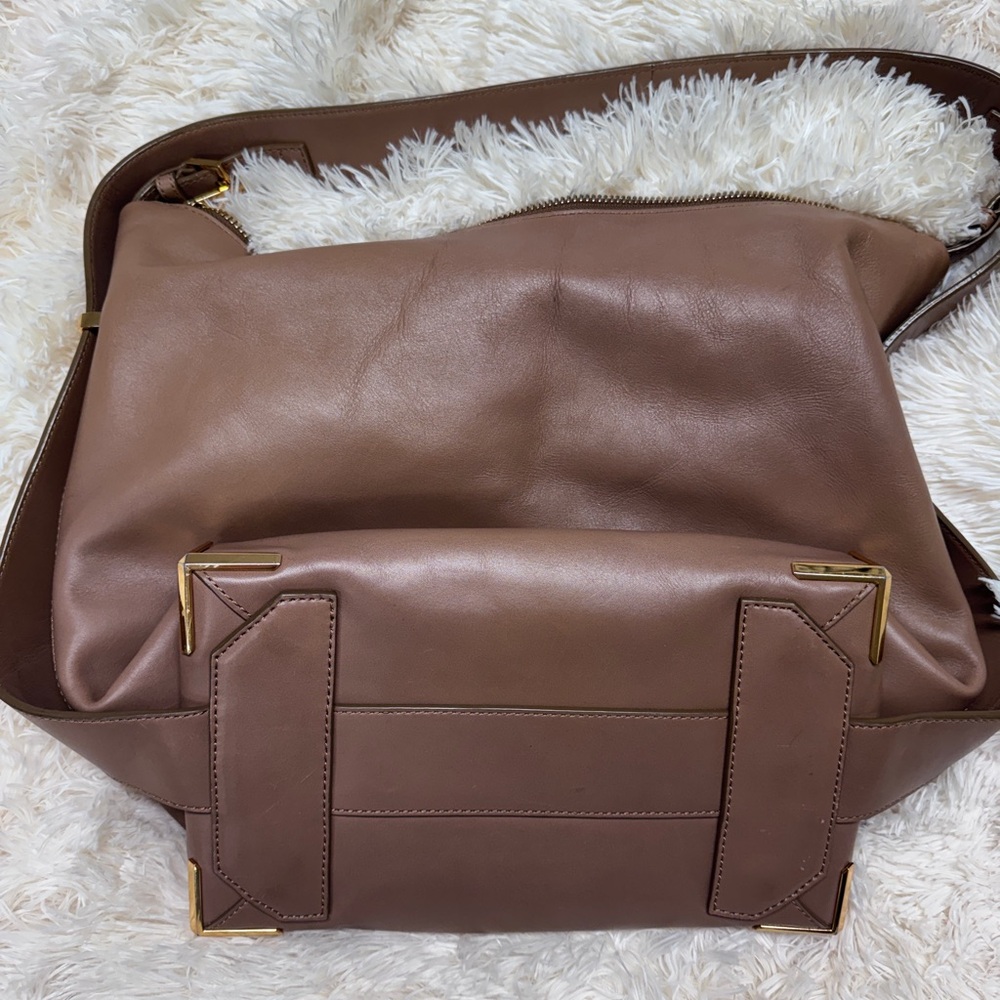 Alexander Wang Prisma Hobo bag – tan with gold hardware - Picture 4 of 6